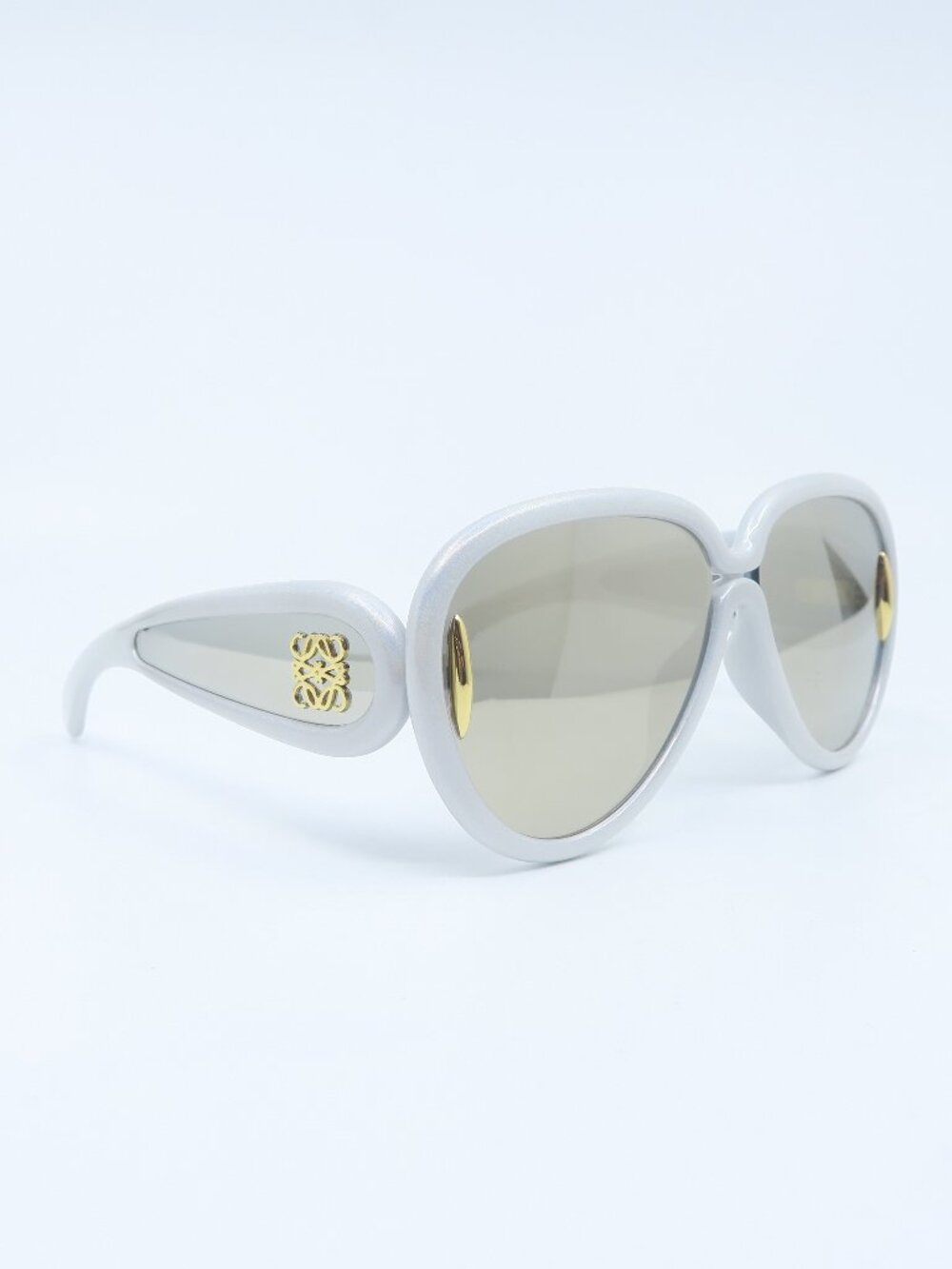 LOEWE LW401321 24C Paula's Ibiza Gray/Mirrored Women's New Sunglasses Frames.